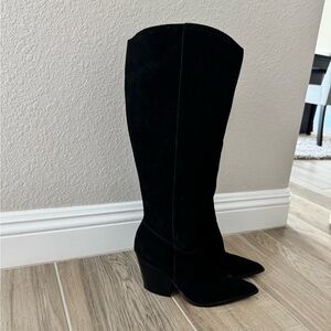 Women's Black Knee-High Boots